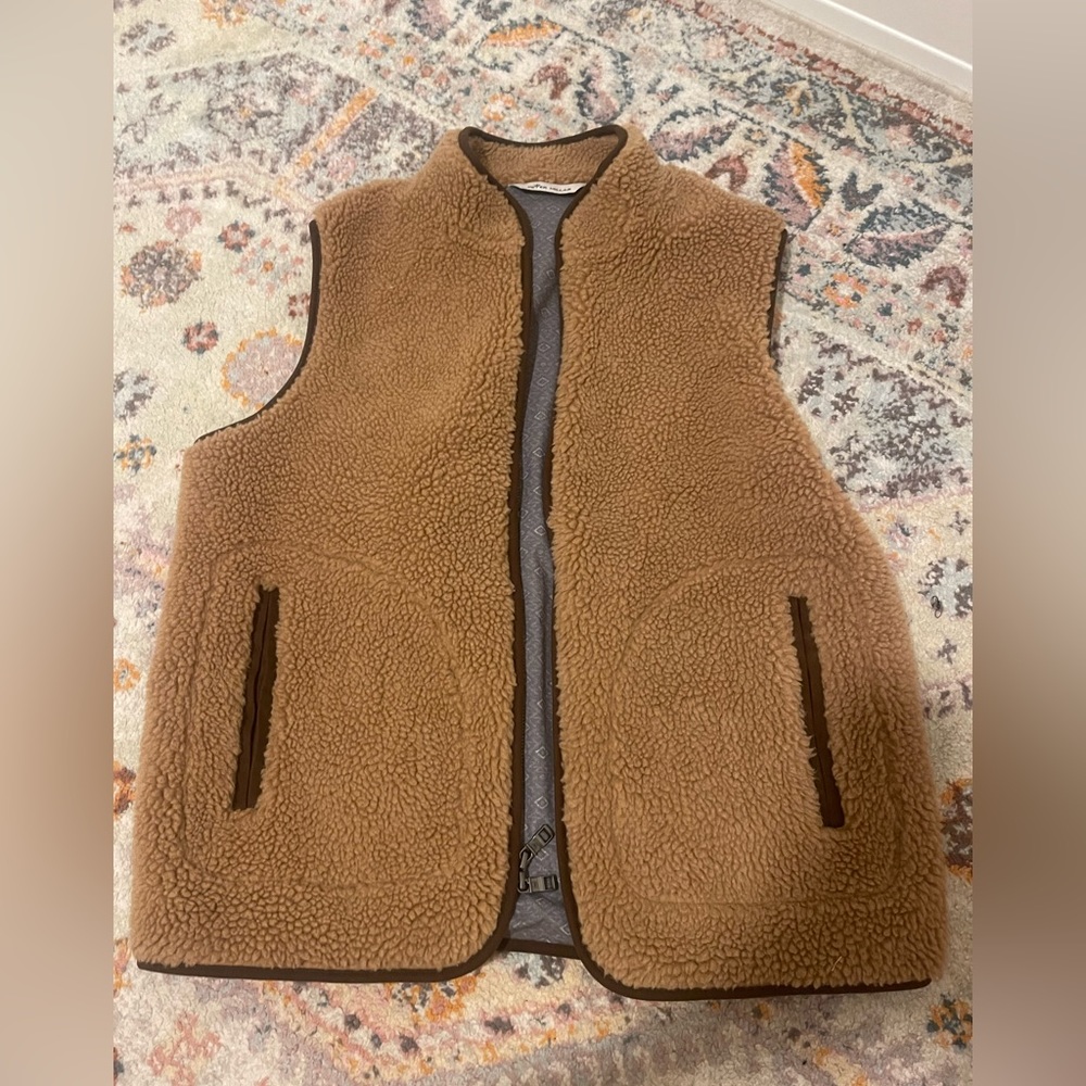 Peter Millar Vest